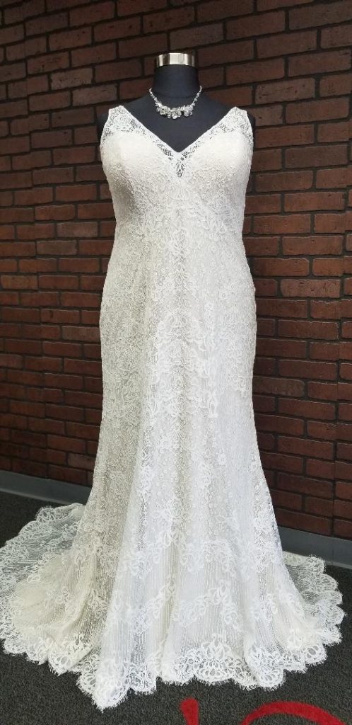 plus size lace wedding dress with straps Los Angeles, CA