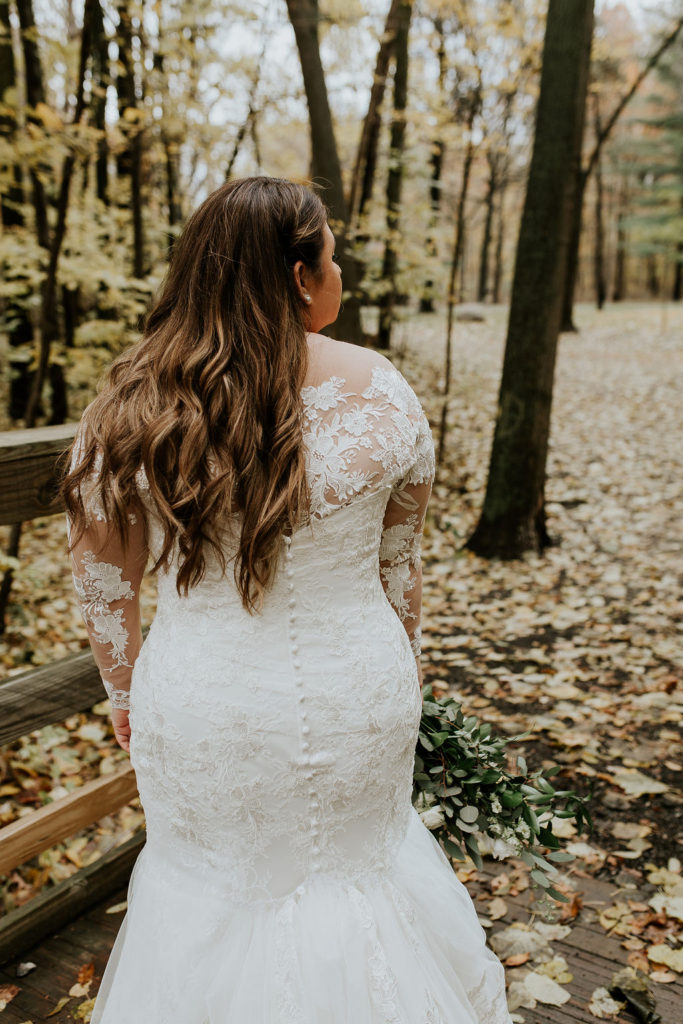 long sleeve lace wedding dress