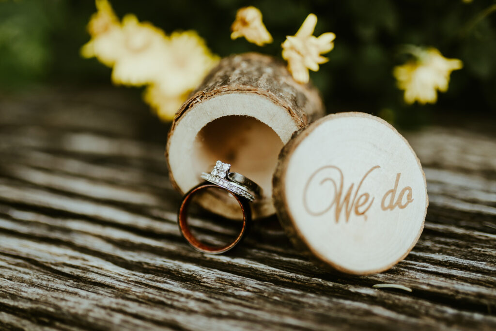 wedding rings with wooden ring box