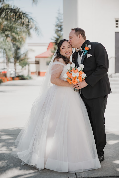 Wedding gowns for shop 40 year old brides