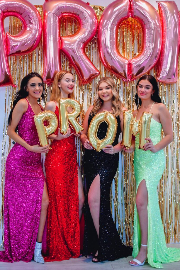 4 high school girls wearing unique designer prom dresses phoenix arizona